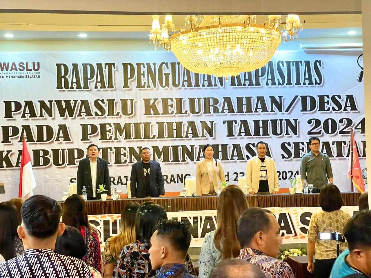 Bawaslu MInsel1 Sosialisasi Penguatan Panwaslu Kelurahan/Desa di Kabupaten Minsel