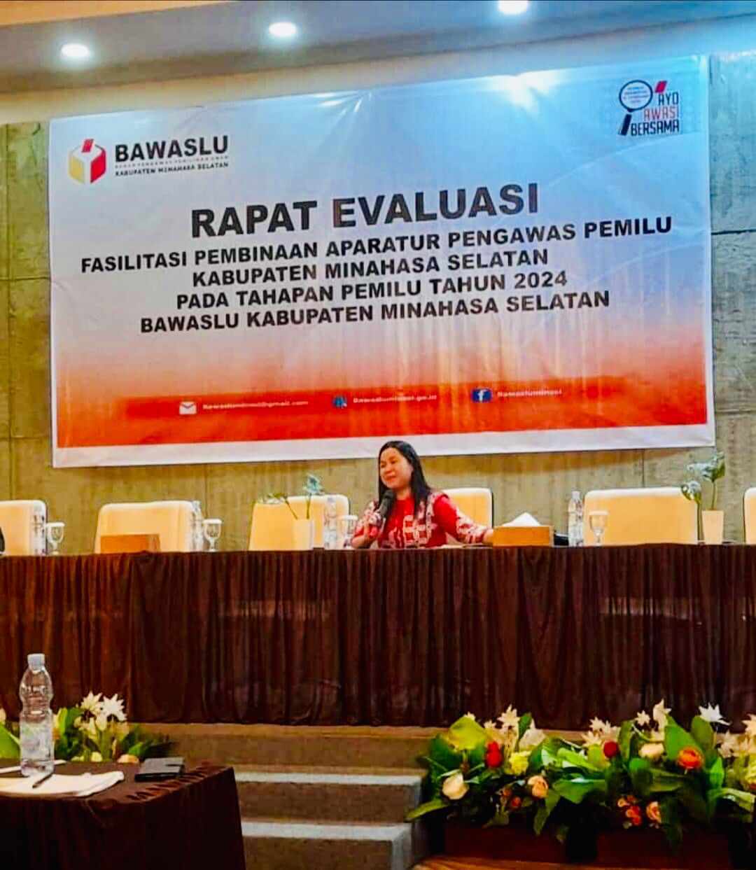 Badan Pengawas Pemilihan Umum (Bawaslu) Kabupaten Minahasa Selatan bersama dengan Panwaslu Kecamatan dan Pangawas Kelurahan/Desa melakukan tahapan pengawasan pada pencocokan dan penilitian (Coklit) yang dilaksanakan oleh jajaran adhoc KPU Minsel