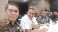 Ketua FKPT Sulut, Johnny Suak, SE, MSi bersama Deputi Bidang Pencegahan, Perlindungan dan Deradikalisasi BNPT, Mayjen TNI Sudaryanto di Rakernas FKPT 2025