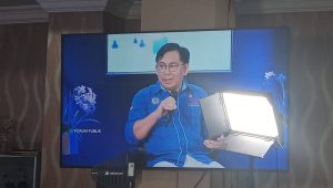 Ketua Federasi Serikat Pekerja Percetakan, Penerbitan dan Media Informasi Serikat Pekerja Seluruh Indonesia (PP FSP PPMI SPSI) Provinsi Sulawesi Utara, Aswin Donald Lumintang, S.Sos
