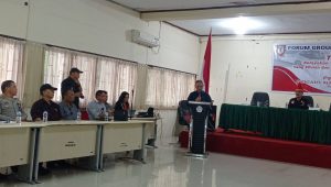 Diskusi mengenai Bajaj, untuk menjadi sarana transportasi di Kota Manado