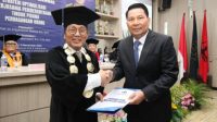 Kapolda Sulut, Irjen Pol Roycke Harry Langie Raih Gelar Doktor Ilmu Hukum dengan predikat Cumlaude di Universitas Trisakti Jakarta