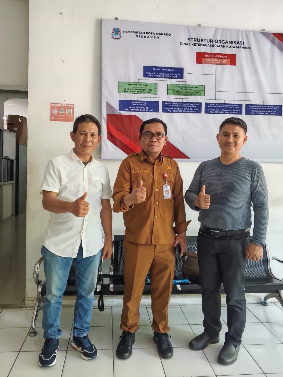Kadis Ketenagakerjaan Kota Manado, Fadly Kasim, SH dan Pengurus Daerah SP IMPPI Sulut