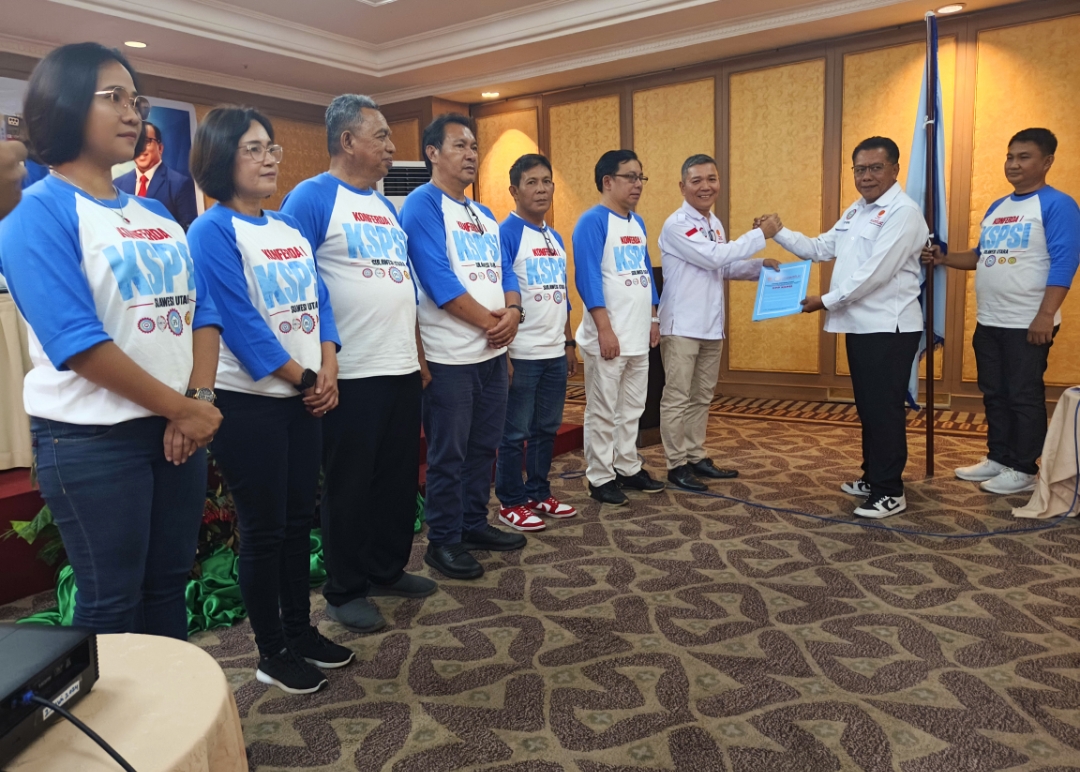 Pelantikan Pengurus KSPSI Sulut Pengurus DPD KSPSI Sulut saat dilantik Wakil Presiden KSPSI, Ahmad Supriadi, SE