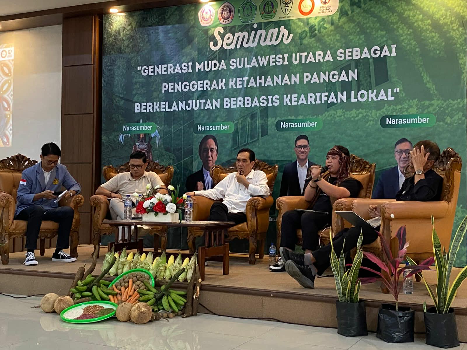 SEMINAR - Suasana saat Seminar bertajuk ''Generasi Muda Sulawesi Utara Sebagai Penggerak Ketahanan Pangan Berkelanjutan Berbasis Kearifan Lokal,'' Senin, 20 April 2026