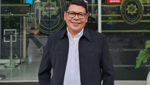 Dr Alfian Ch Rattu, Penasehat Hukum GMIM