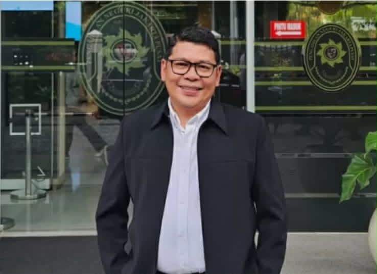 Dr Alfian Ch Rattu, Penasehat Hukum GMIM