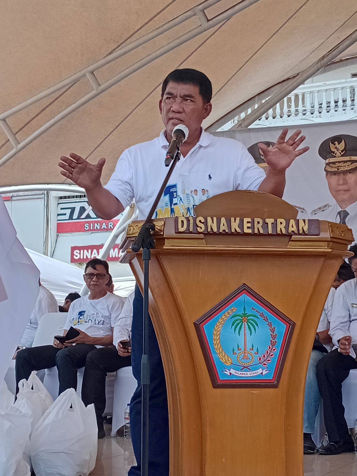 Gubernur Sulut, Yulius Selvanus, SE