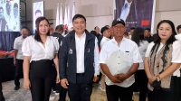 James Karinda SH MH bersama beberapa kader PSI Sulut