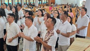 Pelantikan Pembina Remaja dan Guru Sekolah Minggu 
